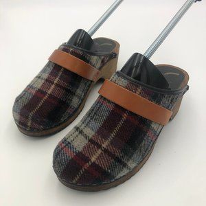 Cape Clogs Wool Clogs, Women's SIze 5/EUR 35